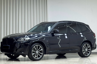 宝马X3 2023款 xDrive30i 领先型 M曜夜套装