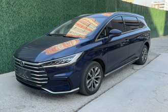 比亚迪 宋MAX 2021款 升级版 1.5T 自动豪华型 7座