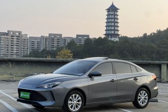 荣威i5 2026款 1.5L CVT豪华版
