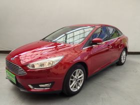 福特 福克斯 2017款 三厢 EcoBoost 180 自动精英型