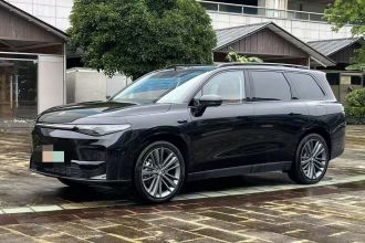 零跑汽车 零跑C16 2026款 增程 280激光雷达智尊版 6座