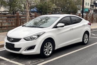 现代 朗动 2016款 1.6L 自动尊贵型