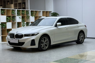 宝马i3 2022款 eDrive 35 L