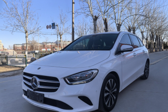 奔驰B级 2021款 B 180 时尚型