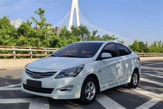 现代 瑞纳 2016款 1.4L 手动智能型GLS