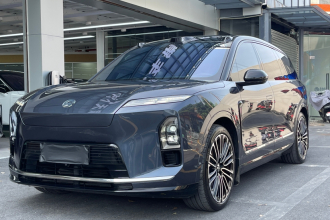 蔚来ES8 2026款 六座行政签名版