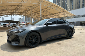 长安UNI-V 2022款 1.5T 尊贵型