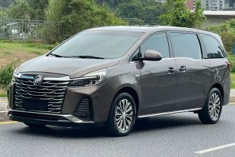 别克GL8 2023款 陆上公务舱 智享型