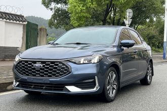 福特 福睿斯 2021款 1.5L 自动钻石版