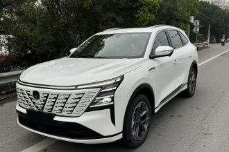长安CS75 PLUS 2025款 第四代 1.5T 新蓝鲸 智慧尊享型