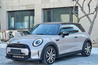 MINI 2023款 1.5T COOPER 艺术家