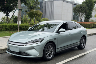 比亚迪 秦L 2025款 EV 545KM超越型
