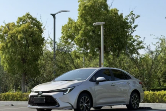 丰田 雷凌 2023款 185T CVT豪华版