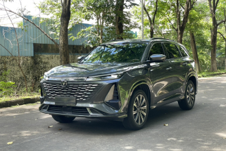 长安CS75 PLUS 2023款 第三代 2.0T 自动尊贵型