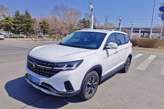 东风风行 风行T5 2022款 盛世款 1.6L 手动筑梦版五座