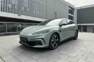 比亚迪 海豹06GT 2025款 智驾版 605热浪版