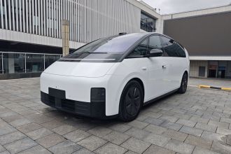 理想汽车 理想MEGA 2025款 Home 家庭特别版