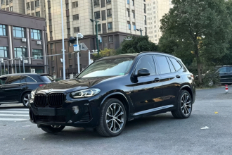 宝马X3 2022款 改款二 xDrive30i 领先型 M曜夜套装