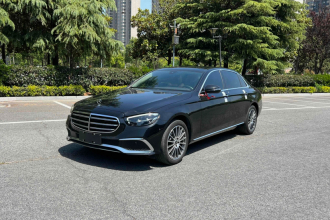 奔驰E级 2023款 E 260 L