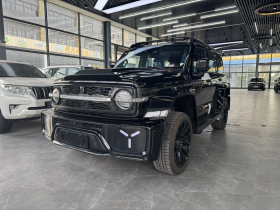 超境汽车 共创坦克300 2023款 2.0T 赛博骑士