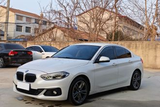 宝马1系 2019款 118i 时尚型