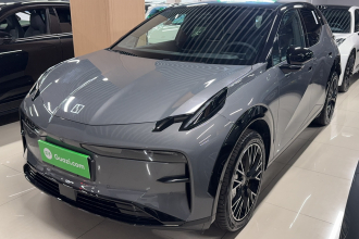 极氪X 2025款 五座四驱运动版