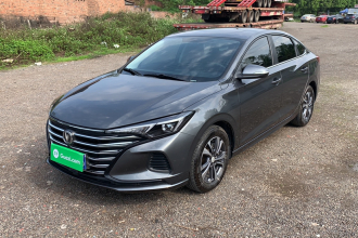 长安 逸动 2022款 PLUS 1.6L GDI 手动豪华型