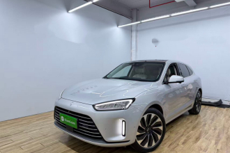 鸿蒙智行 问界M5 2022款 增程后驱标准版