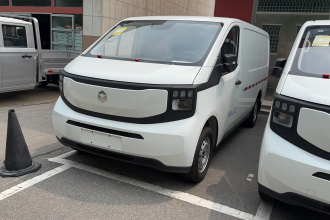 长安凯程V919 2026款 荣耀版  金钟罩50kwh  短轴低顶  精英型  3座