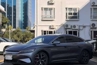 比亚迪 汉 2022款 EV 创世版 715KM前驱尊荣型