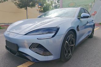 比亚迪 海豹 2022款 700km 长续航后驱版