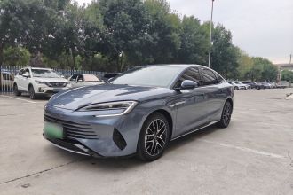 比亚迪 海豹 2023款 DM-i 1.5L 121km 尊贵型