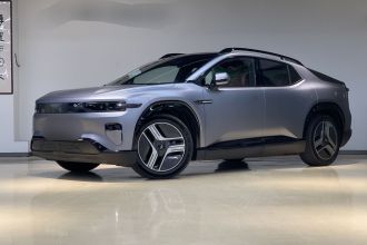 长安启源E07 2025款 纯电 四驱 90kWh Ultra高性能版