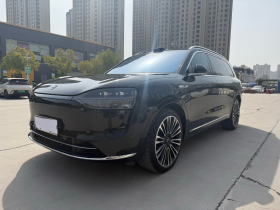 鸿蒙智行 问界M9 2024款 增程 Ultra版 42kWh 6座版