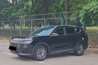 捷途X70 PLUS 2025款 1.5T 精英版 7座