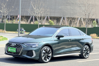 奥迪A3 2024款 A3L Limousine 35 TFSI 时尚运动型
