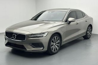沃尔沃S60新能源 2022款 T8 E驱混动 四驱智逸豪华版