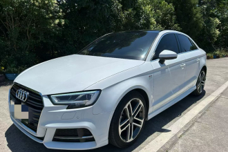 奥迪A3 2018款 30周年年型 Limousine 35 TFSI 运动型