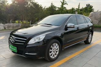奔驰R级 2017款 R 320 4MATIC 商务型臻藏版