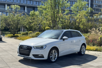 奥迪A3 2015款 Sportback 40 TFSI 自动舒适型