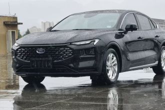 福特 蒙迪欧 2023款 EcoBoost 180 舒雅型