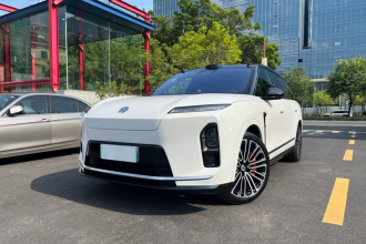蔚来ES8 2026款 六座行政签名版