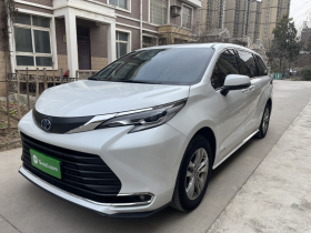 丰田 赛那SIENNA 2023款 2.5L混动 舒适版