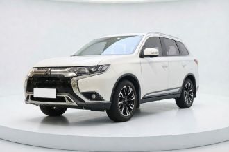 三菱 欧蓝德 2019款 2.4L 四驱致享版 5座 国V