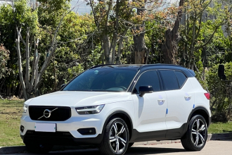 沃尔沃XC40 2021款 T4 四驱智远运动版