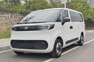 上汽大通MAXUS 大拿V1 2025款 V1 短轴低顶 多功能版（51kWh）