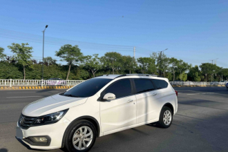 宝骏310W 2017款 1.5L 手动时尚型 国V