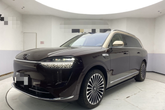 鸿蒙智行 问界M9 2025款 增程 Ultra版 52kWh 6座版 (192线激光雷达）