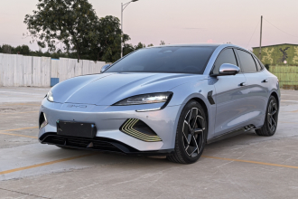 比亚迪 海豹 2022款 700km 长续航后驱版
