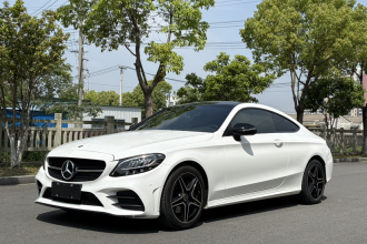 奔驰C级(进口) 2023款 C 260 轿跑车